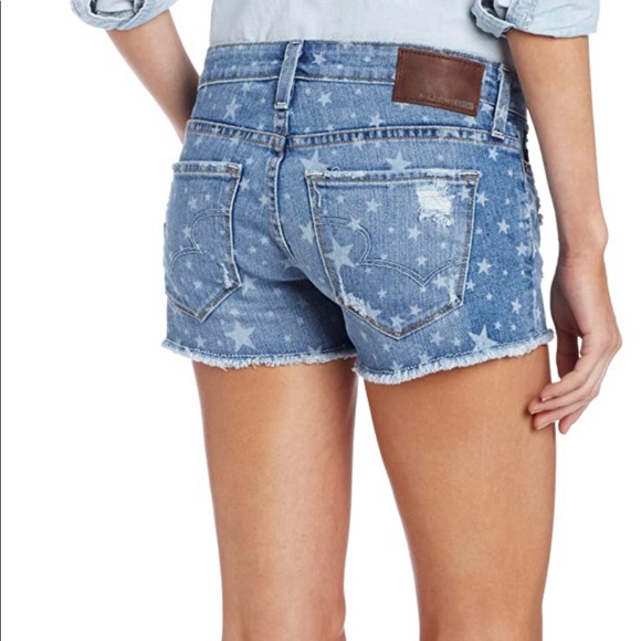 Big Star Remy Low Rise Star Denim Shorts - Picture 2 of 7